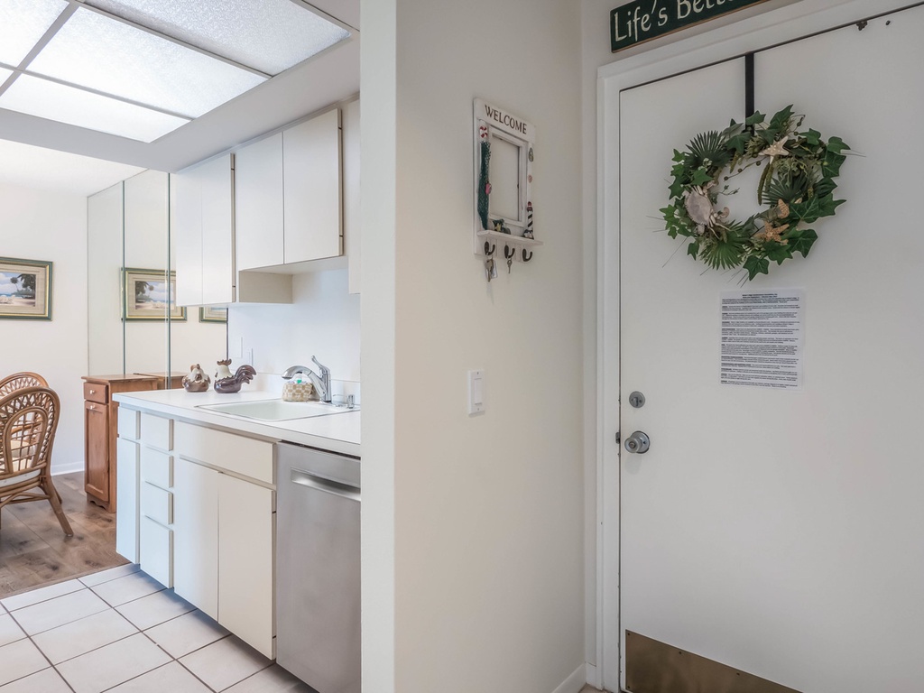 Kitchen Entryway