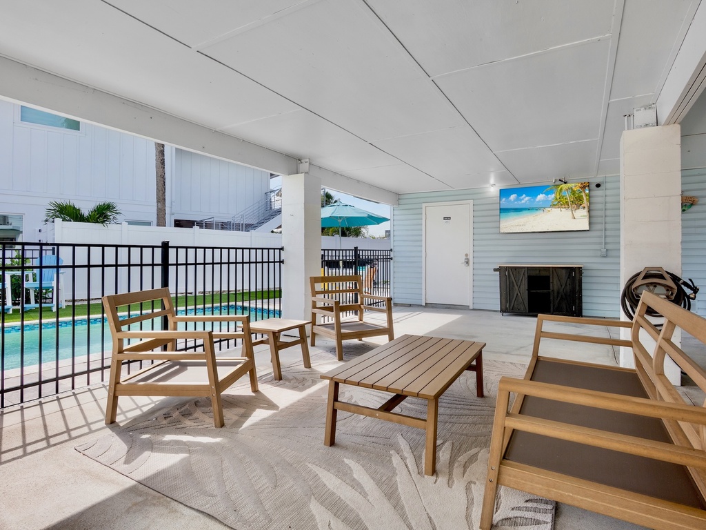 MI Island Time by Anna Maria Island Accommodations