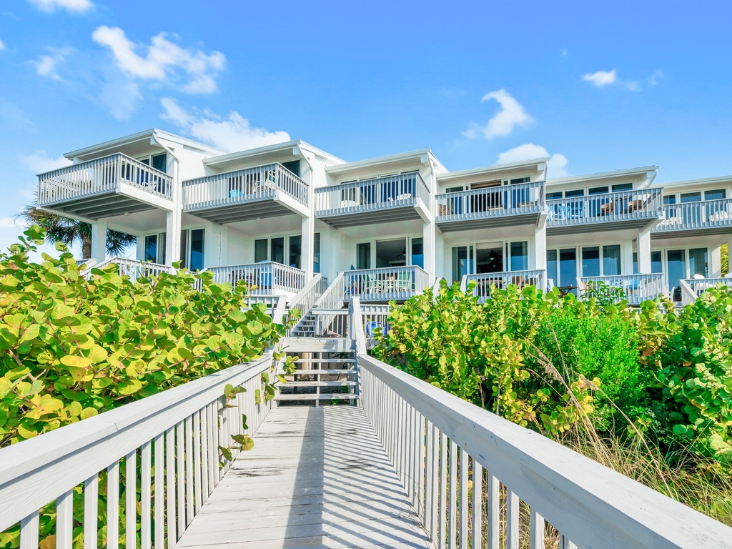 Inviting exterior of Hidden Cove 4