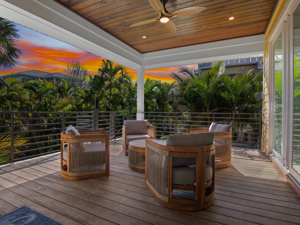Private deck with classic chairs