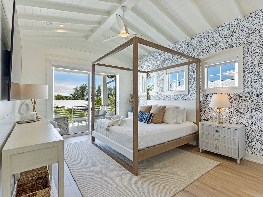 Primary Bedroom, King