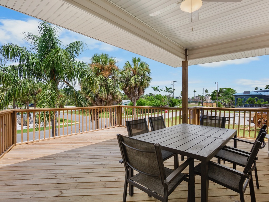 Balcony, Dining Area