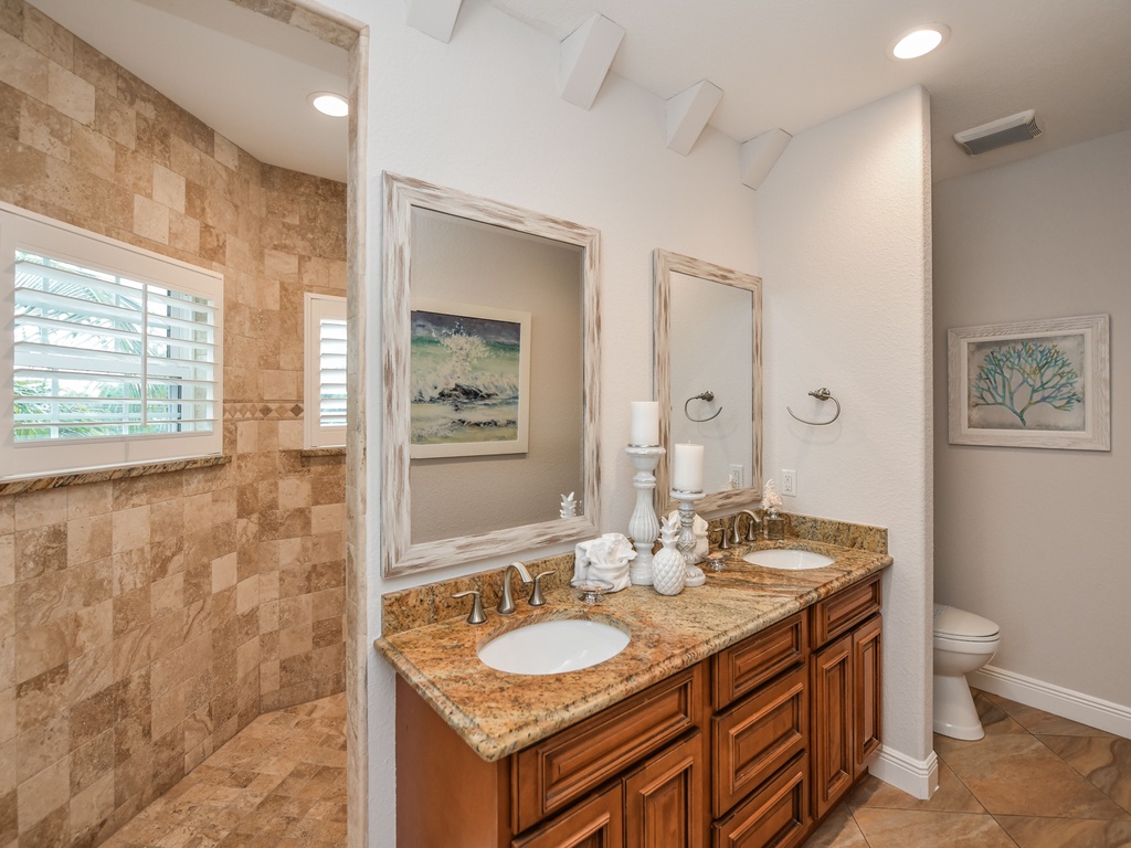 Minimalist Bath with Sink