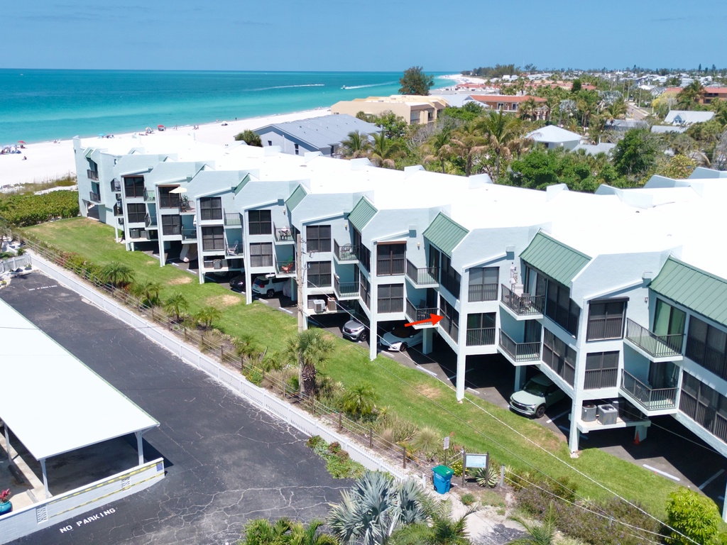 The Twins Hideaway at Sun Plaza West by AMIA