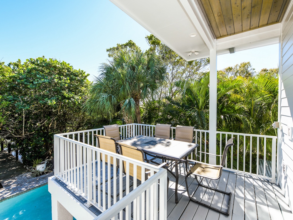 Balcony, Dining Area