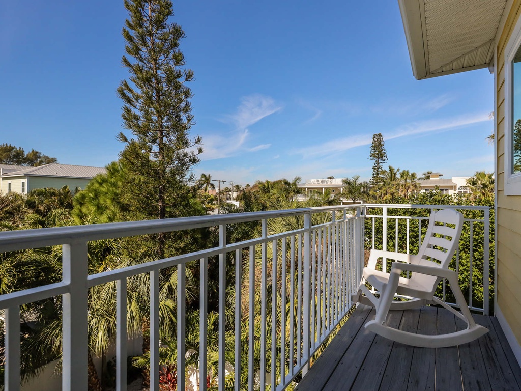 Balcony with Seating