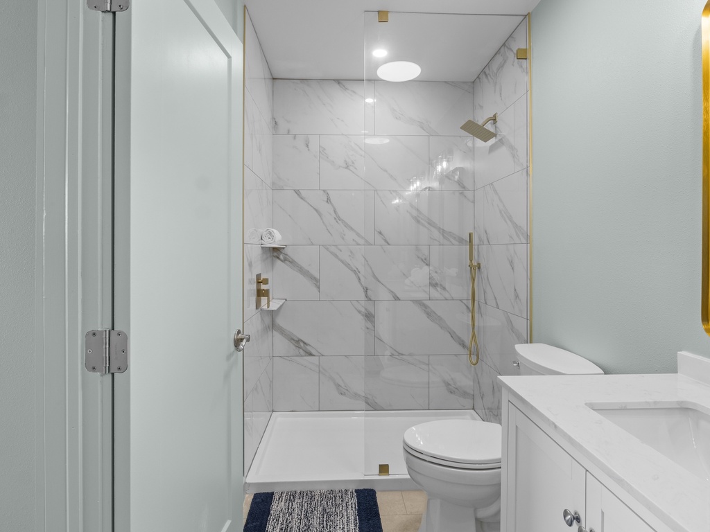 Second Bathroom, Ensuite