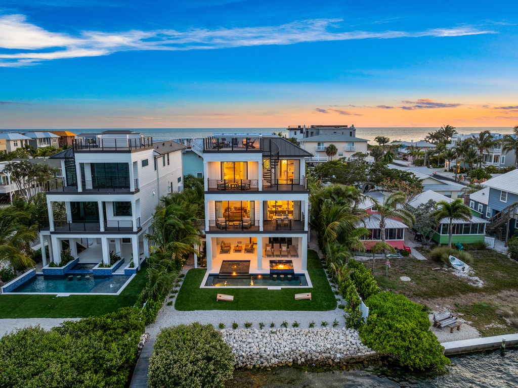 Aerial View of Entire Home