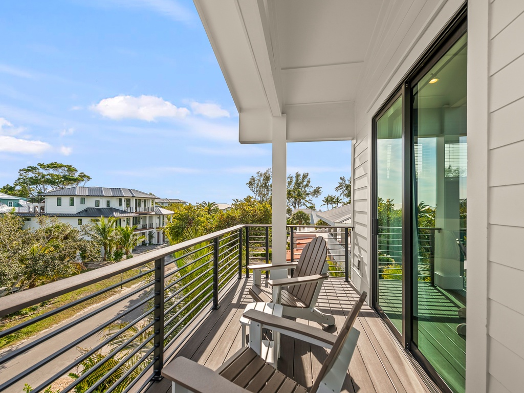 Total Package - AMI Locals (32)