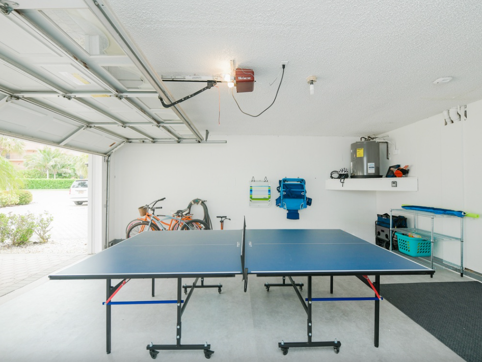 Ping Pong Table - Beach Equipment