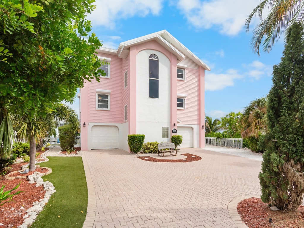 Island Bay House Unit A by Anna Maria Vacations