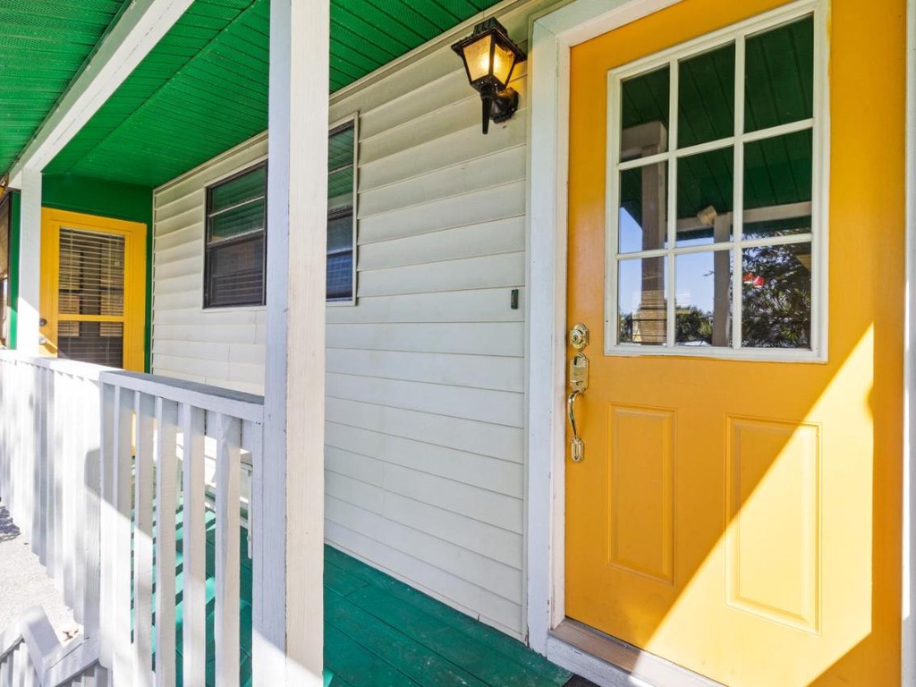 Mangoes on Magnolia-AMI Accommodations