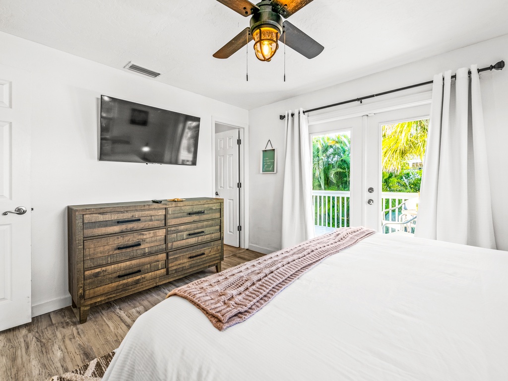 Primary Bedroom - King