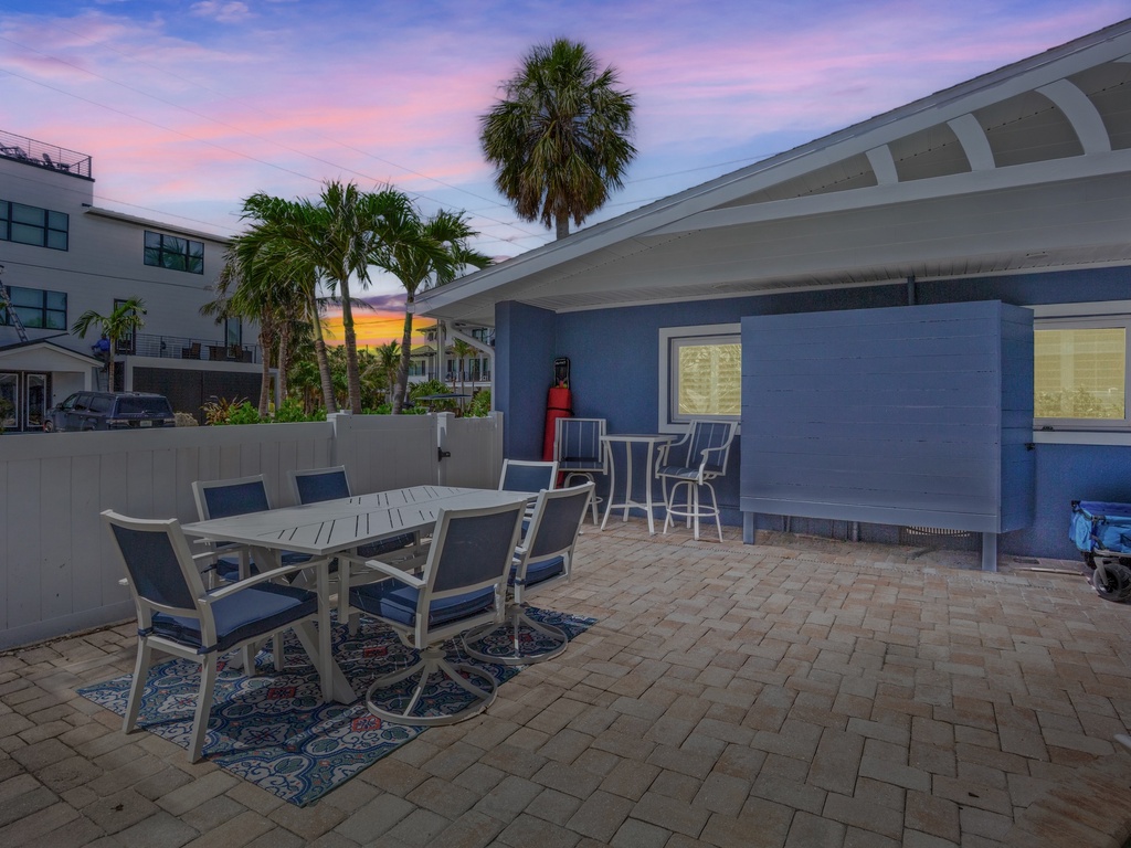 Poolside Dining Area