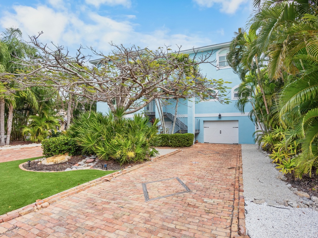 Mangrove Mojito by Anna Maria Island Accommodations