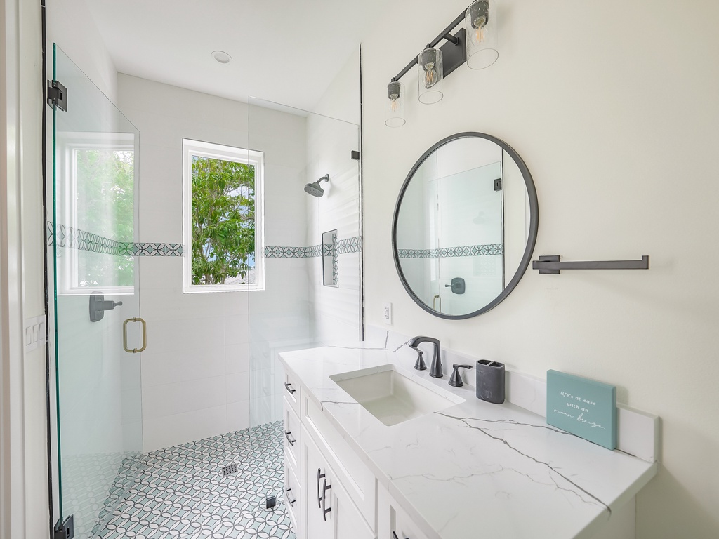 Sea Gal - AMI Locals