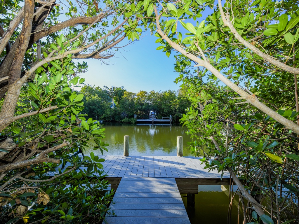 Private Amenity-Private Dock