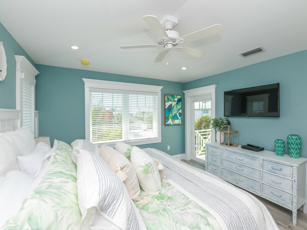 Primary Bedroom - King