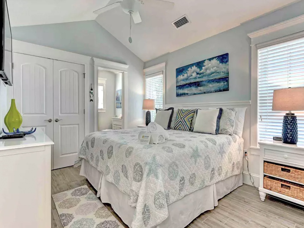 Primary Bedroom - King