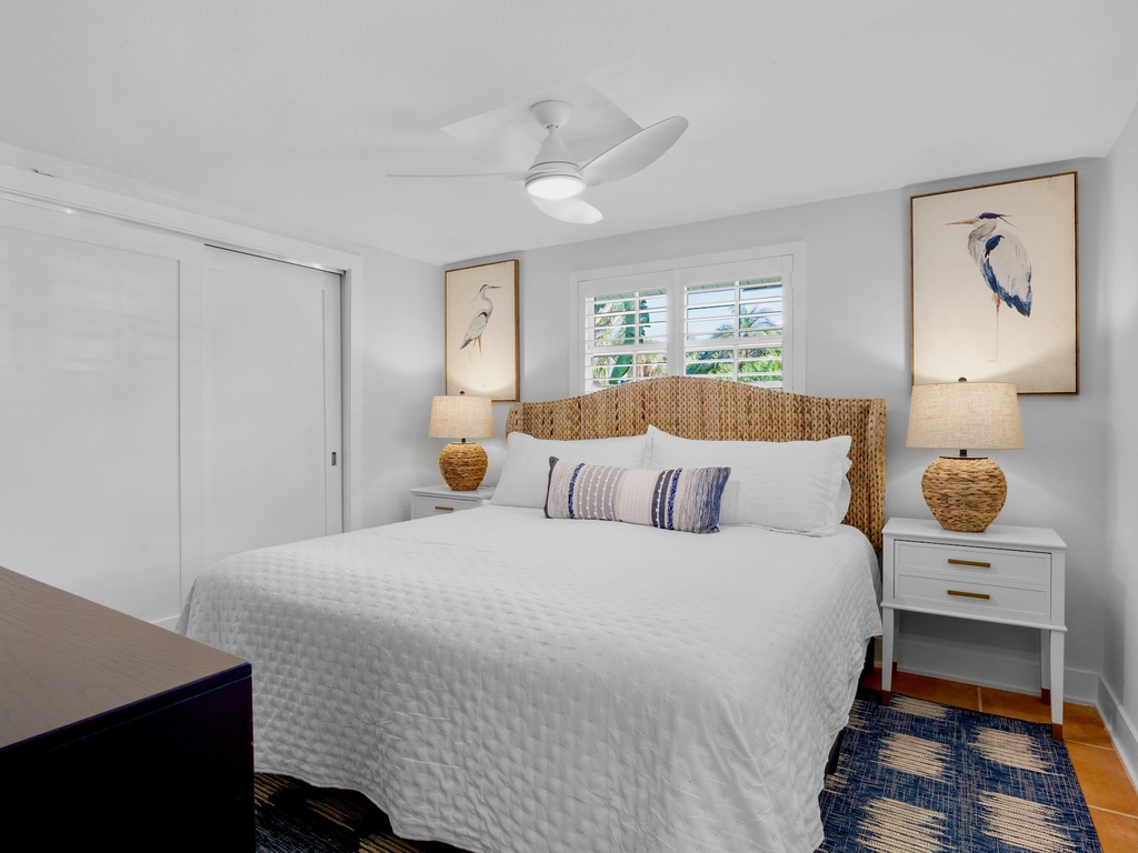 Second Bedroom, King bed