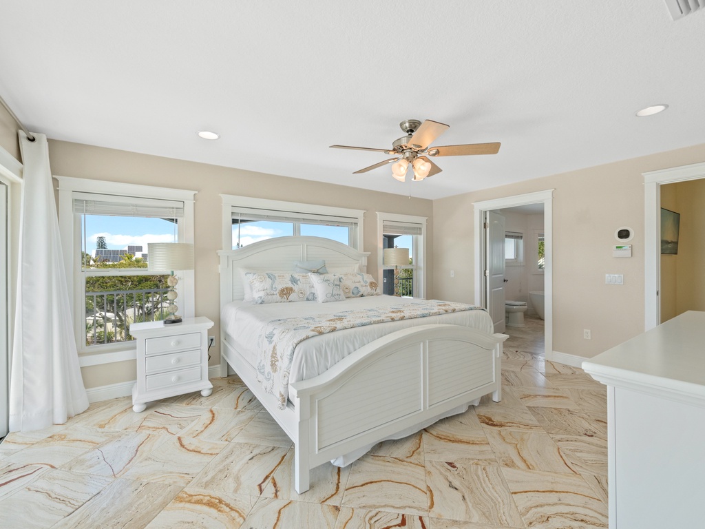 Primary Bedroom, 3rd floor - King Bed and Roof Top Access