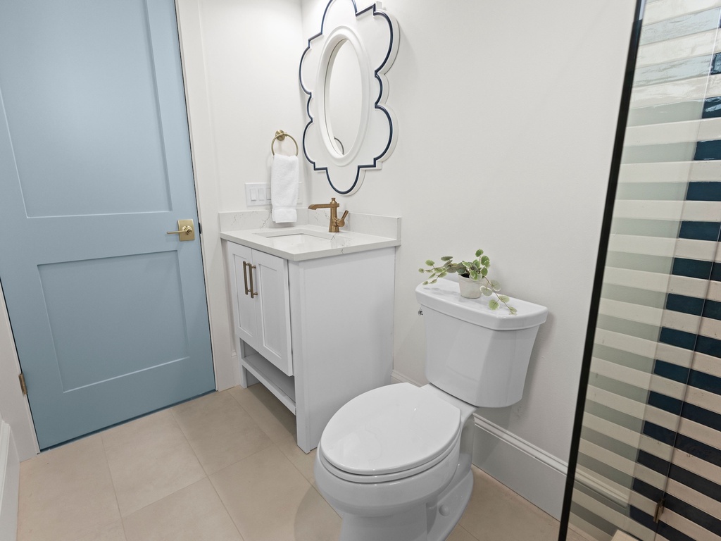 Third Bathroom, Ensuite