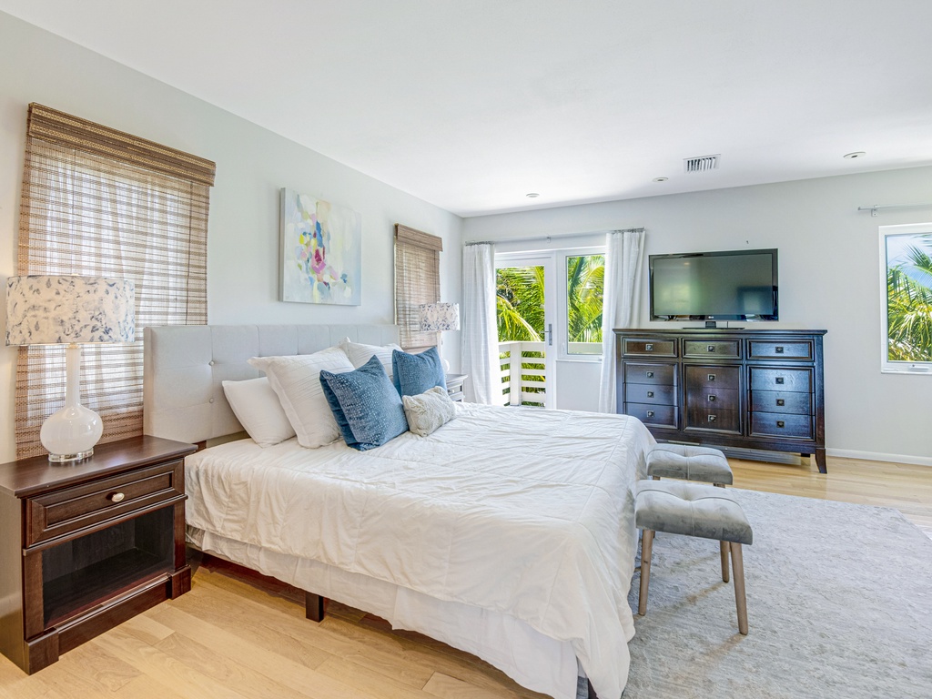 Primary Bedroom, King