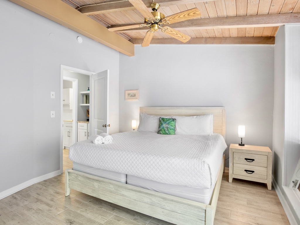 Primary Bedroom, King