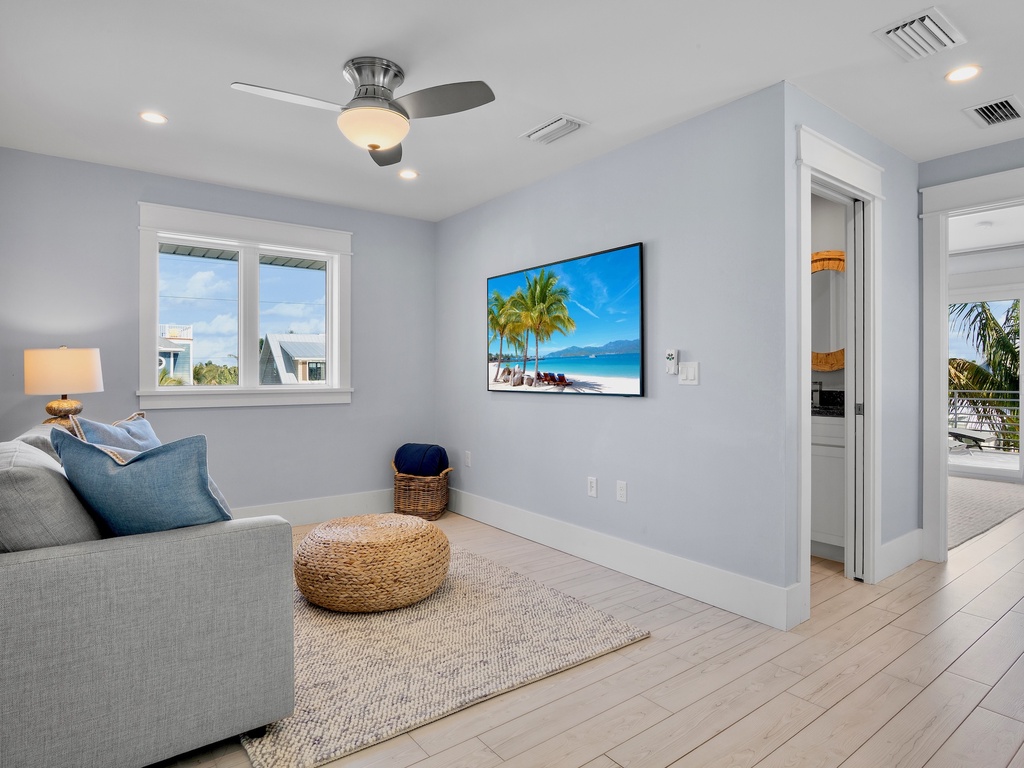 Additional living room with comfortable seating