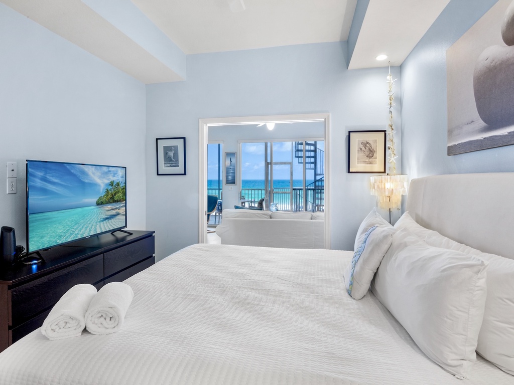 Primary Bedroom, King