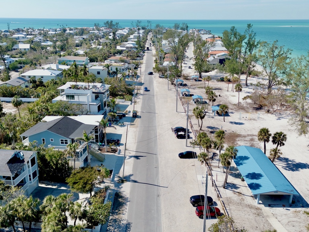Street view, Bay Happy by AMI Locals