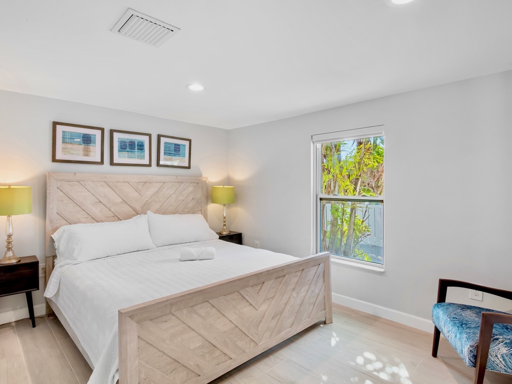 Second Bedroom B, King