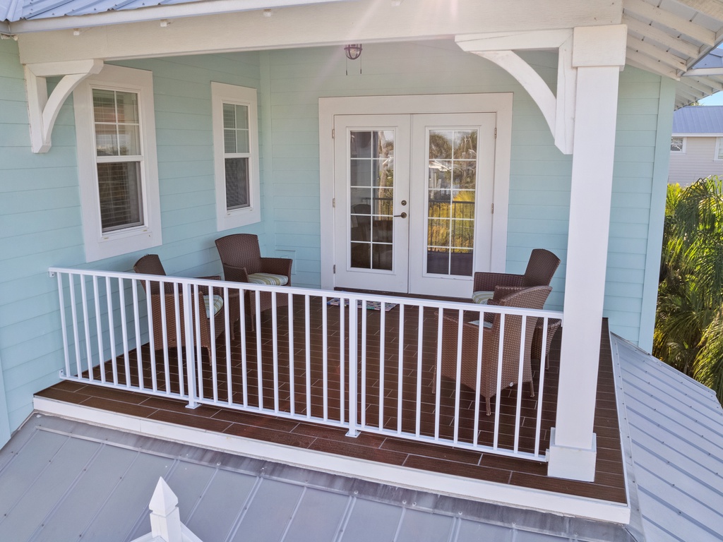 Balcony, Seating Area