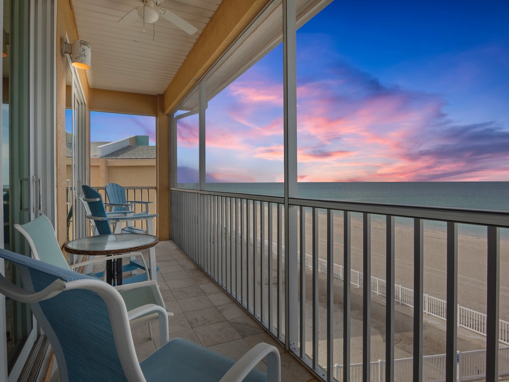 Outdoor seating with Gulf views