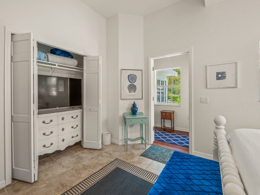 Fourth Bedroom - King