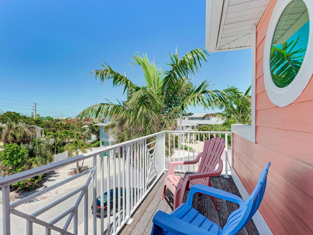 Rooftop Balcony - Anna Maria Island Locals