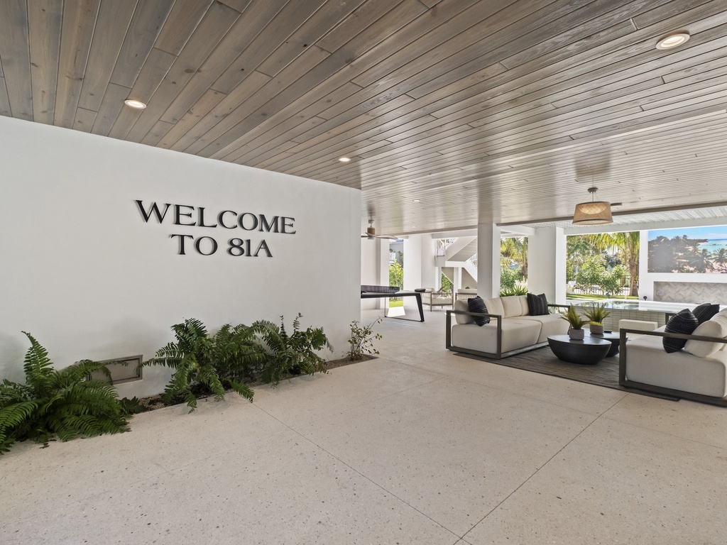 81A by Exclusive Vacations Anna Maria Island Luxury Retreat