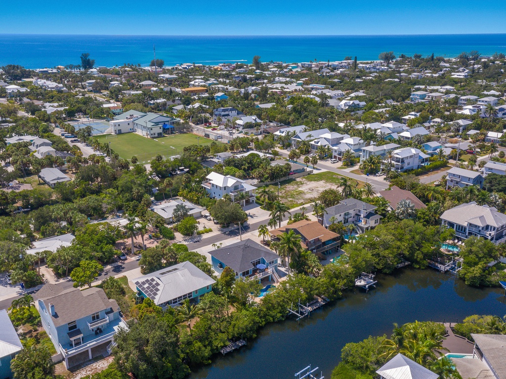 Acquaviva - Anna Maria Island Accommodations