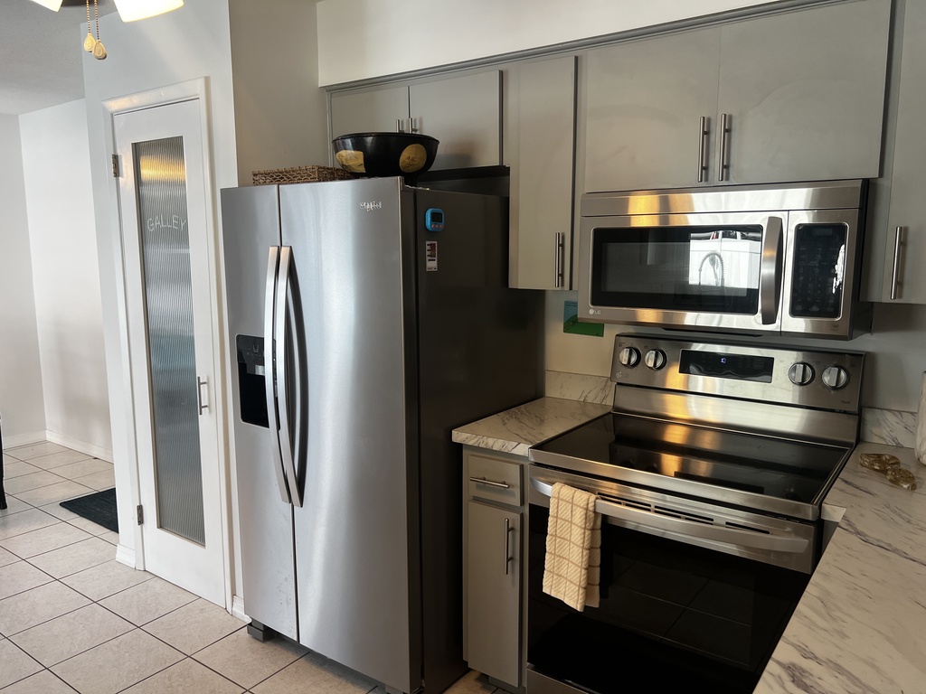 Mermaid Dreams-AMI Locals