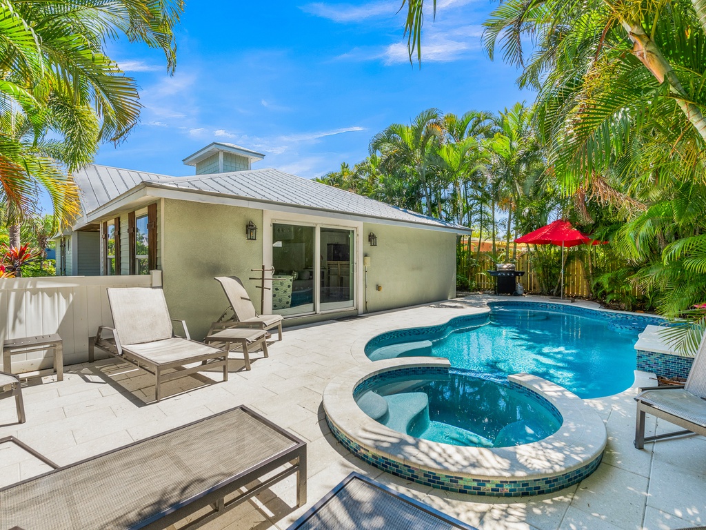 No Bad Days by Anna Maria Island Accommodations