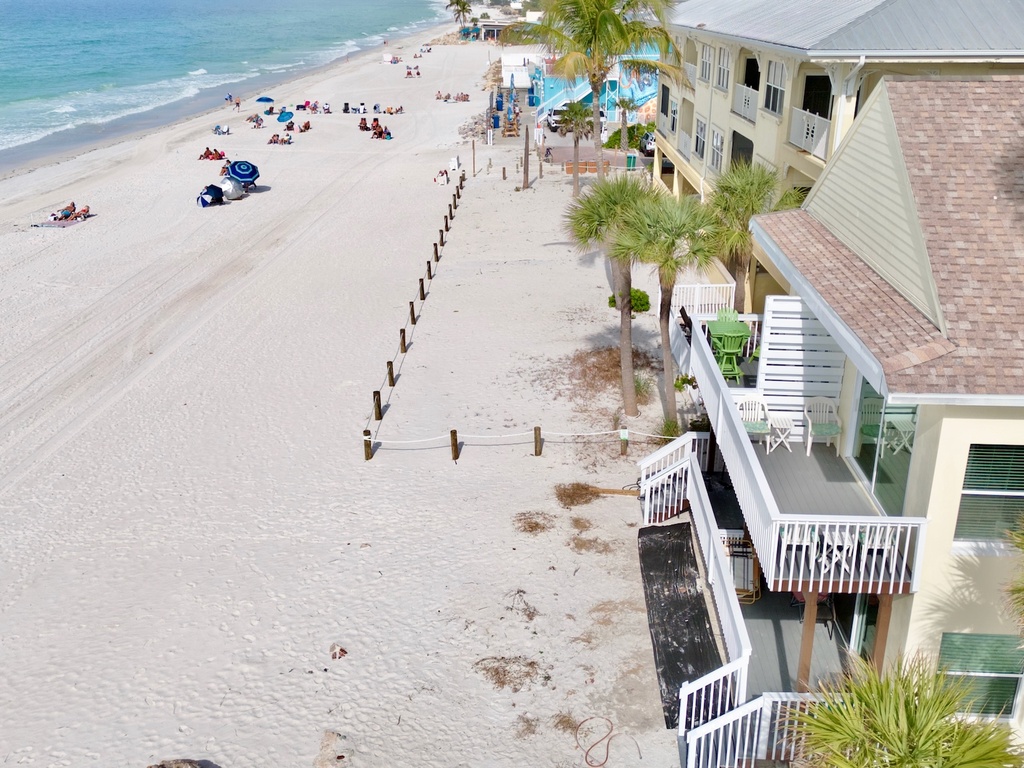 Beachfront property - Capri Condo D by Anna Maria Vacations