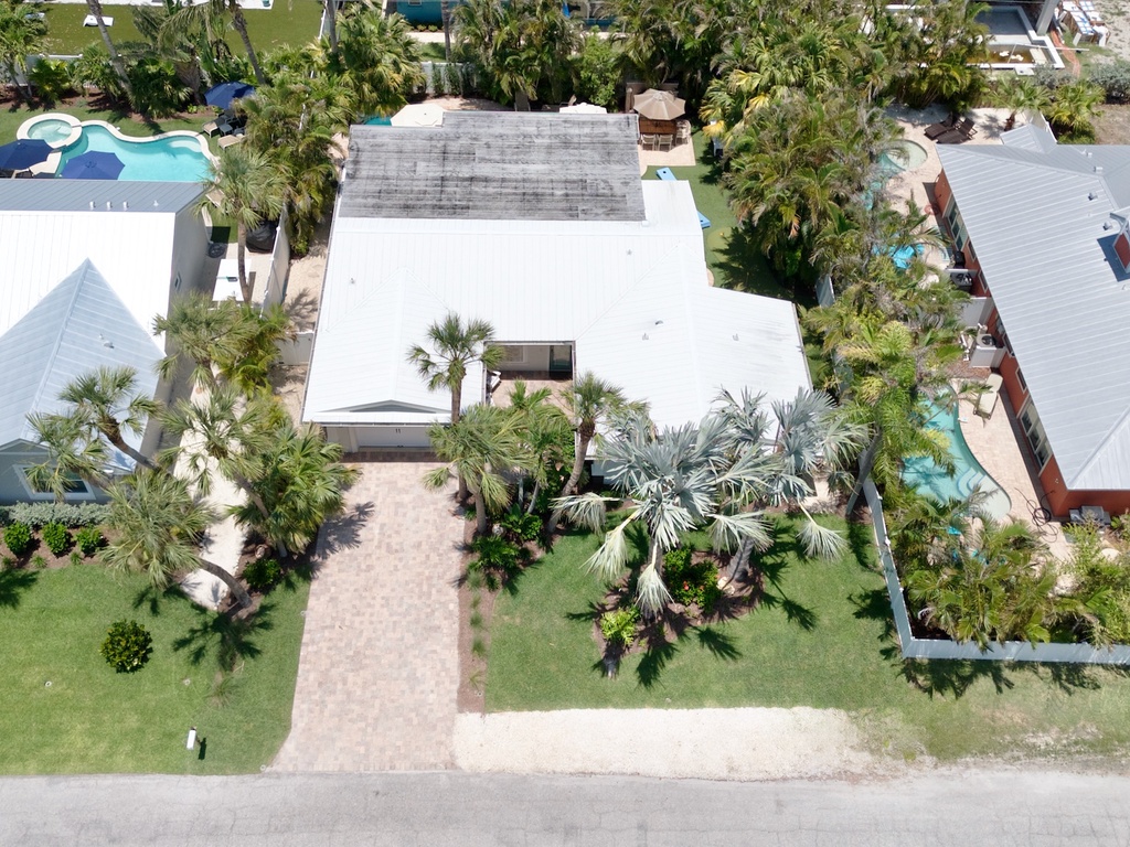 Simply Chic by Anna Maria Island Accommodations