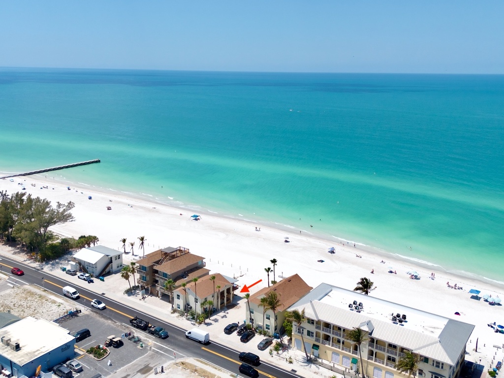 Beachfront Condo - Capri Condo A by Anna Maria Vacations