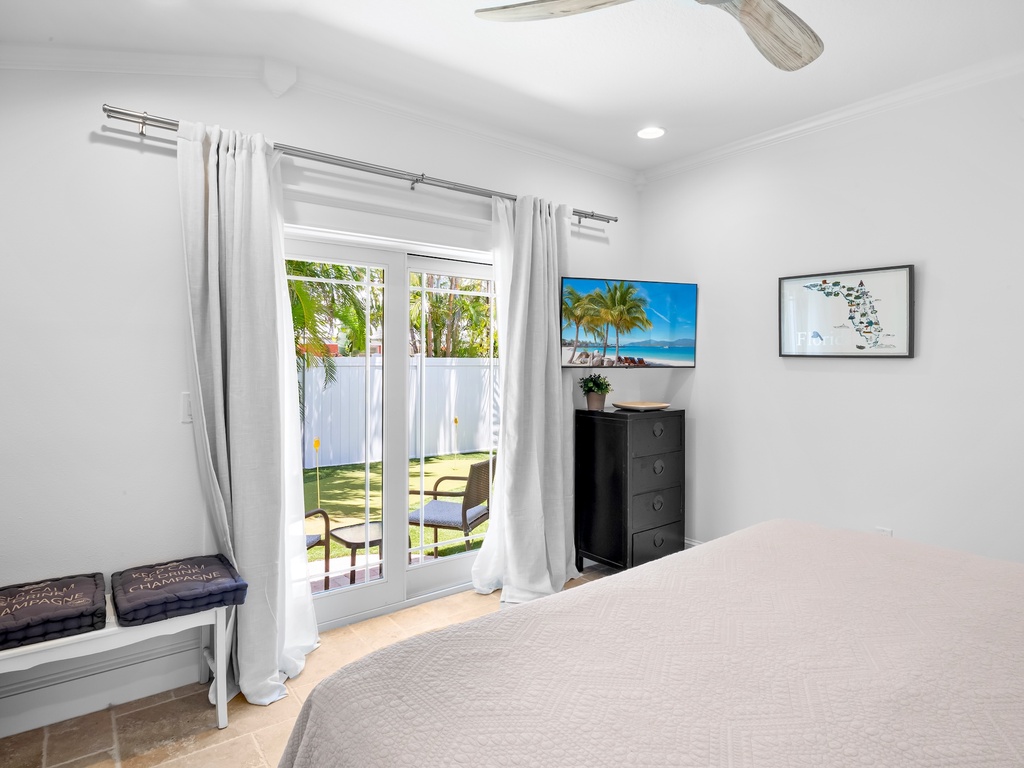 Second Bedroom - King