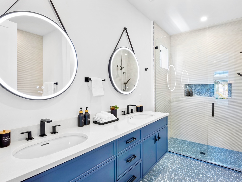 Primary Bathroom, Ensuite