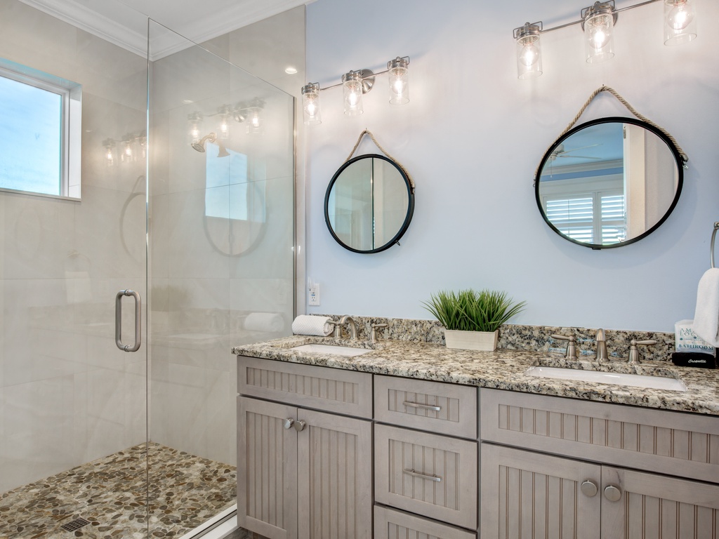 Third Bathroom, Ensuite