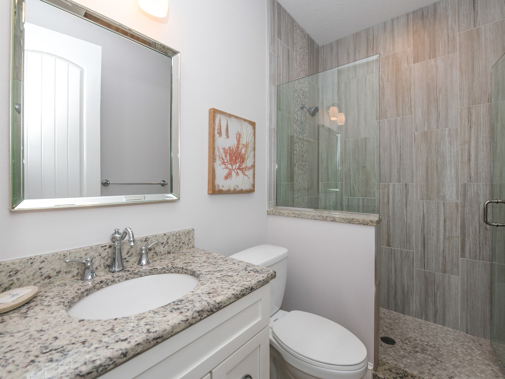 Main Level Hallway Bathroom, Montego Bay - AMI Locals