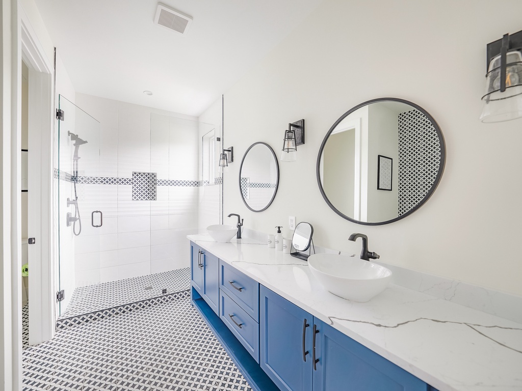 Sea Gal - AMI Locals