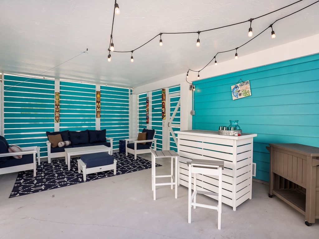 Outdoor Living Area and Bar