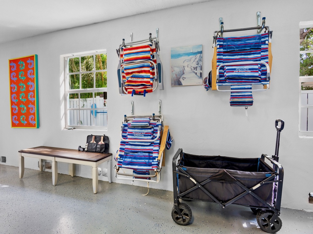Beach toys, and a wagon included